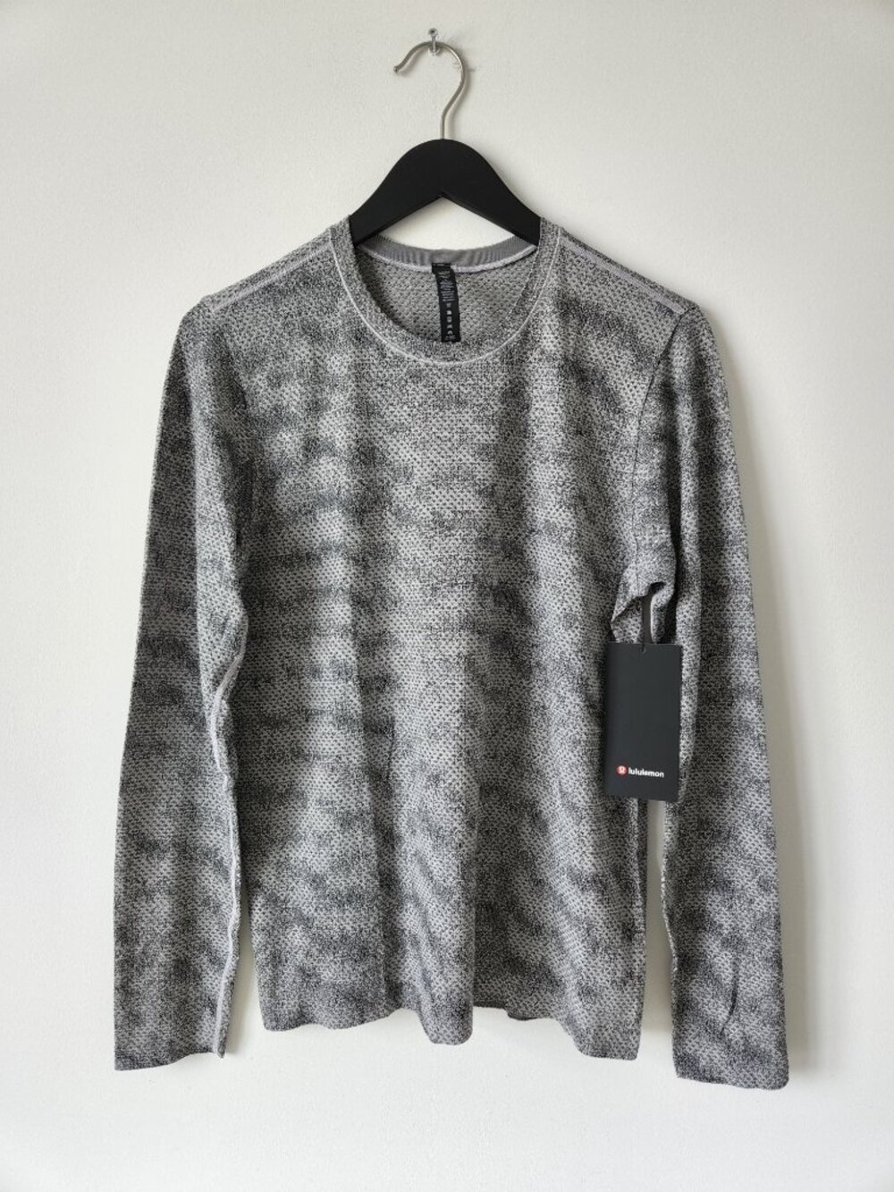 NWT LULULEMON HFTW/BLK Grey Black Metal Vent Breathe LS Top Shirt Men's XL